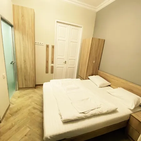 아파트 віп аппартаменти на малій арнаутській,59 *